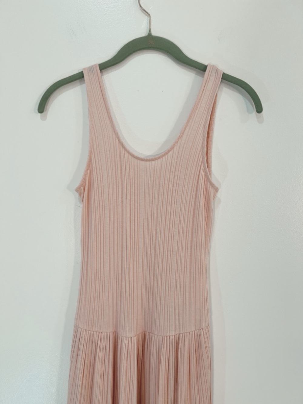 Everlane The Rib Soft Knit Scoop-Neck Dress - Picture 12 of 13